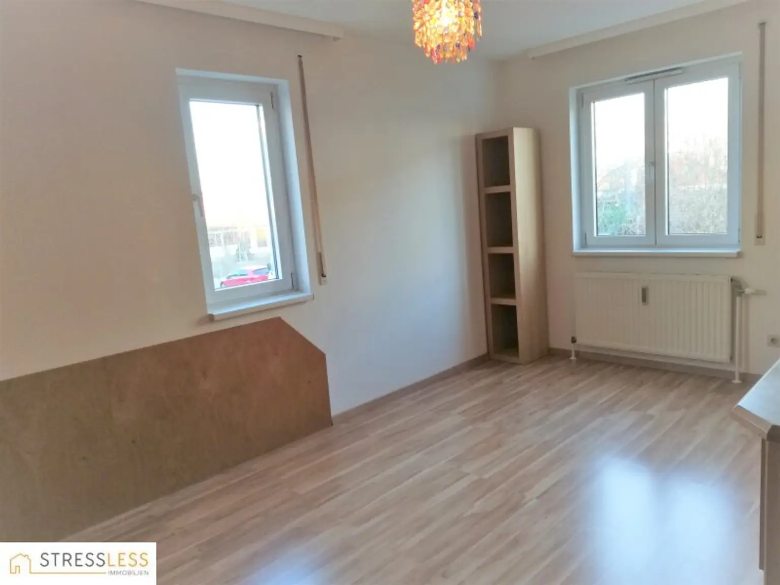 Top gepflegte 3 Zimmer-Wohnung mit Loggia in absoluter Grünruhelage