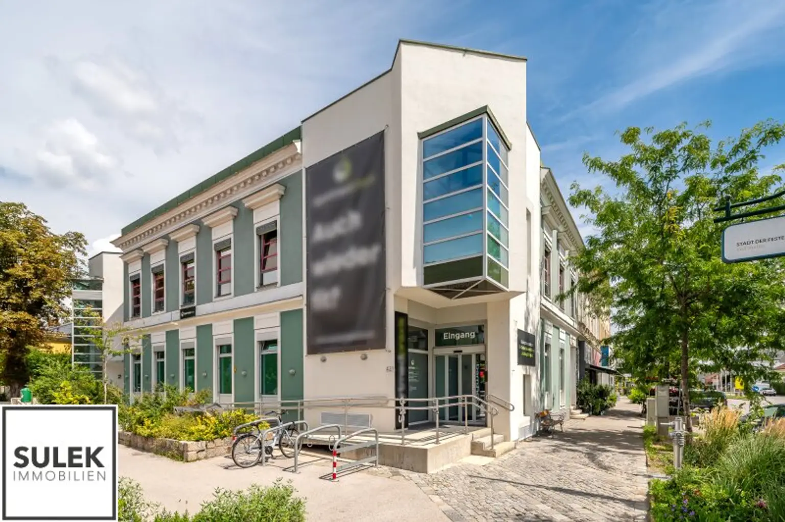 Ihr neuer Unternehmenssitz: Modernes Büro/ Praxisgebäude in Mödling mit Top-Anbindung