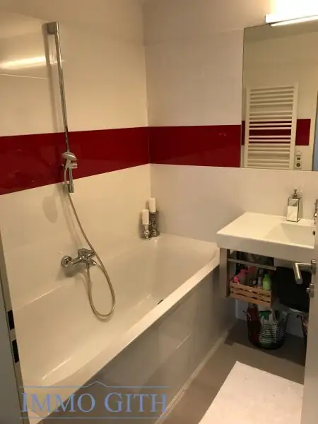 MODERNE & HELLE CA. 45 m² GROSSE 2-ZIMMER-WOHNUNG MIT LIFT, KELLERABTEIL IN DER RÖMERGASSE (1160 WIEN) ZU MIETEN!