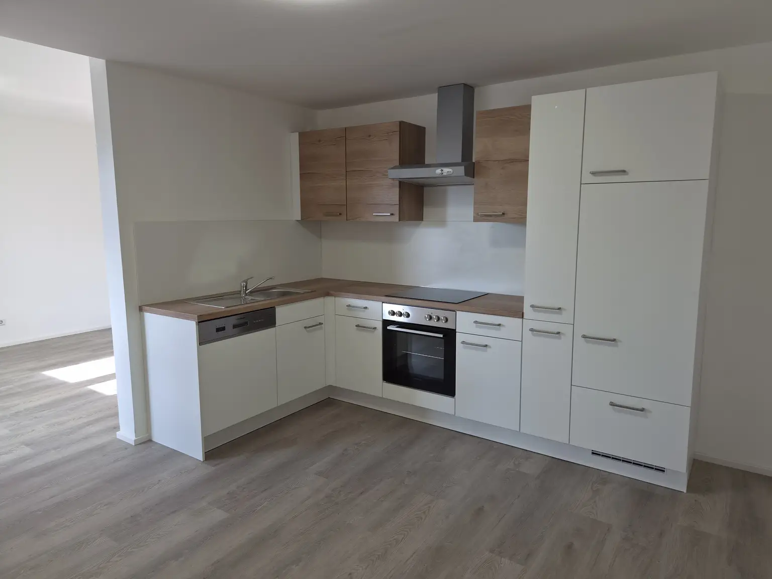 Maisonette Wohnung zu vermieten! (inkl. Strom + Heizkosten ACONTO)