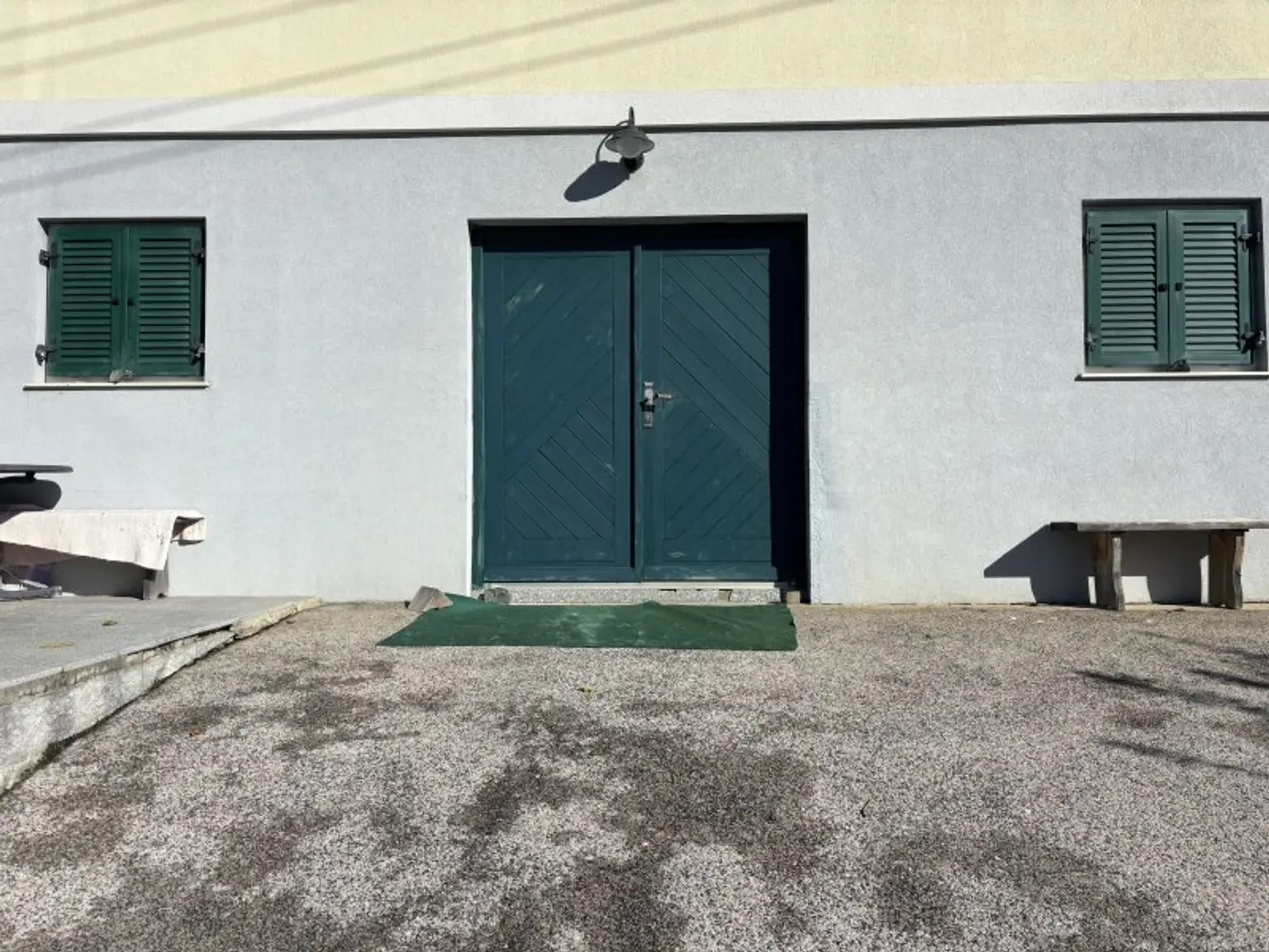 ** LEGENDE IN DER WEINIDYLLE ** D. Ehrensdorf !! Gepflegtes Haus mit ca. 245 m2 Nfl. in gediegener Ortsrandlage - Hauptwohnsitz möglich !!