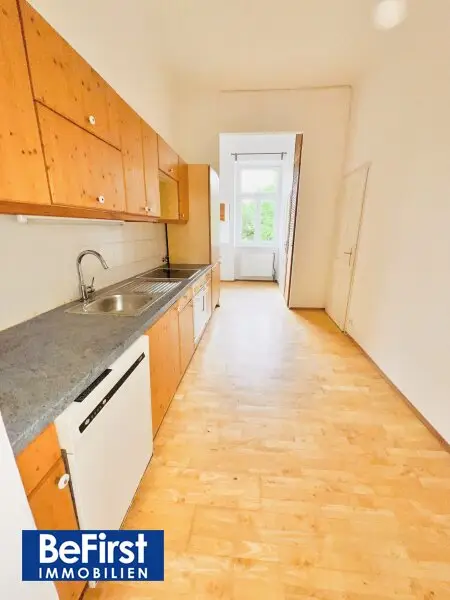 Helle 2 Zimmer Altbauwohnung in ruhiger Lage von Stadtlau