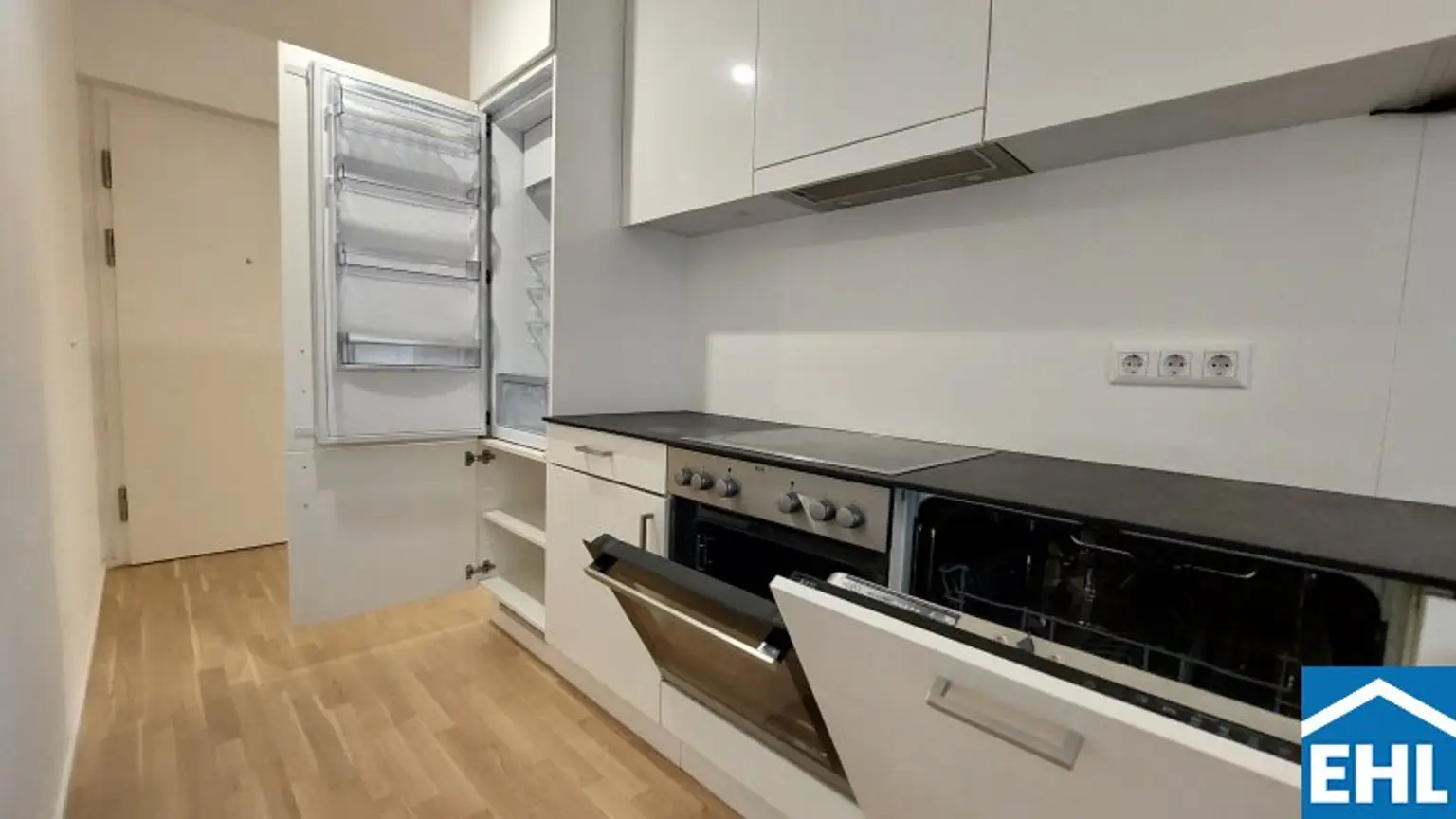 Sonnwendviertel: 1-Zimmer-Wohnung mit Balkon im 9. OG – Fitnessraum, Co-Working & Rooftop-Terrasse inklusive!