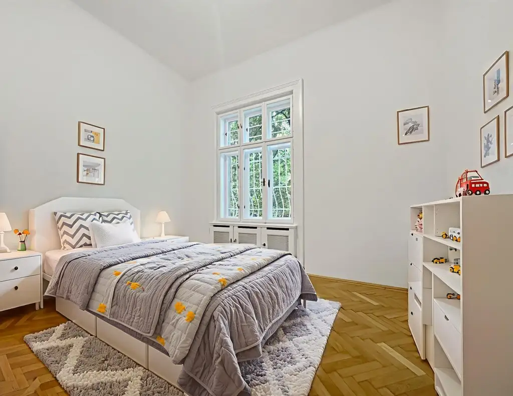 Top-sanierte 5-Zimmer Altbauwohnung mit Veranda in Oberdöbling