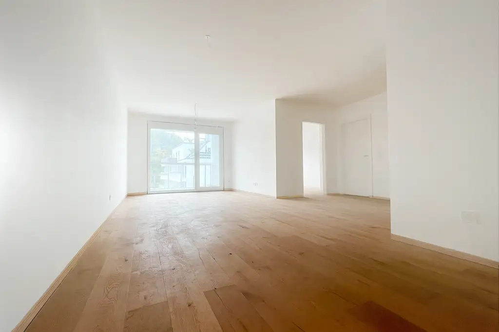 EINZIEHEN UND WOHLFÜHLEN: Erstbezug mit 2 Zimmern und Loggia