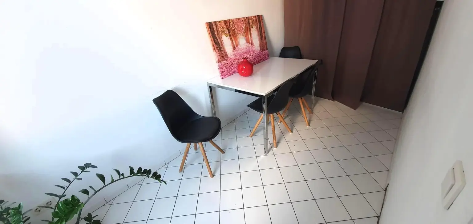 U1 Fussgängerzone - Büro / Bürowohnungkombi