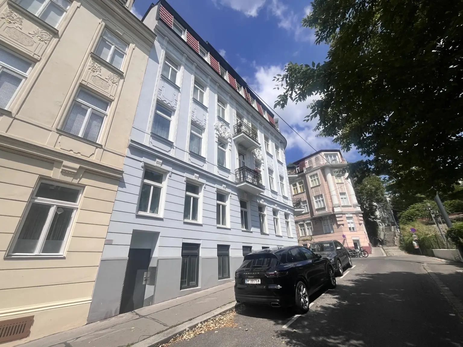 15 Wohnhausanlage