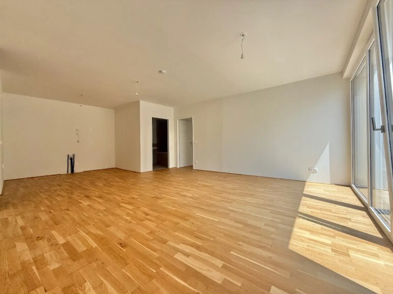 Neubau Erstbezug I hochwertige Küche I Nähe Donau I Fußbodenheizung I Balkon I Tiefgarage I Fernwärme I