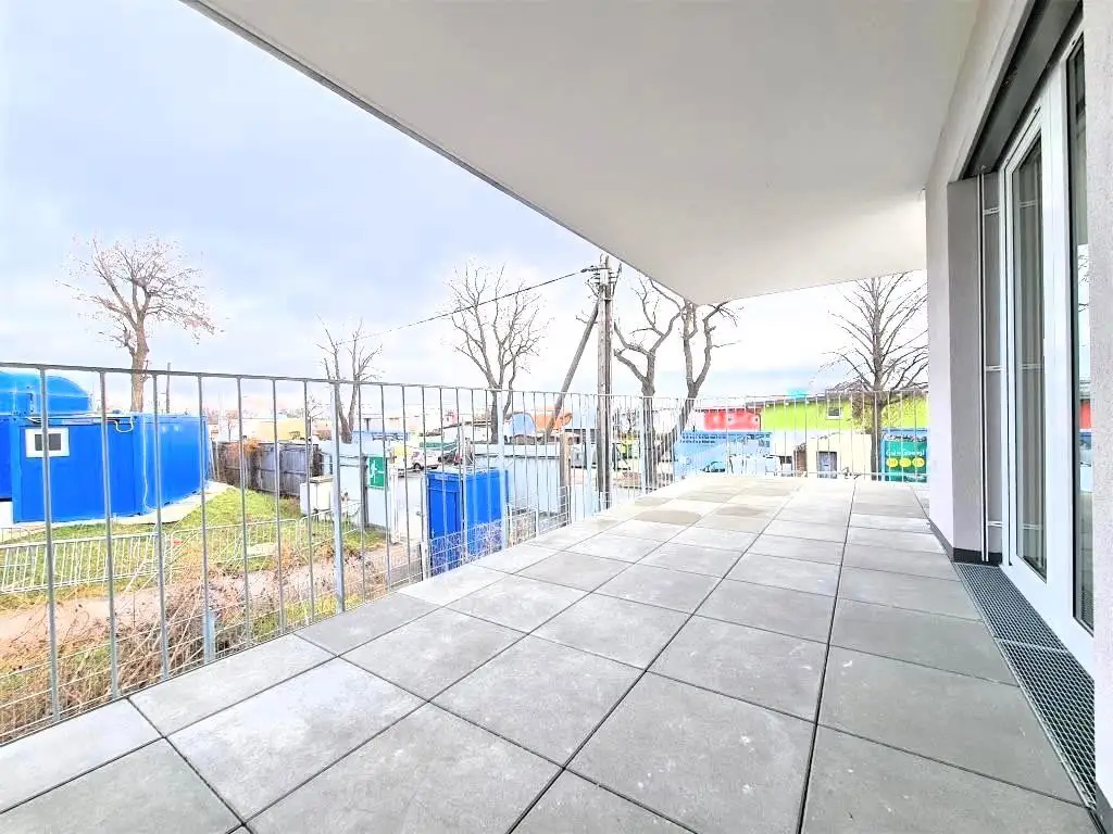 16,55m² TERRASSE in einem 2021 errichteten Neubau! Herz was willst du mehr?