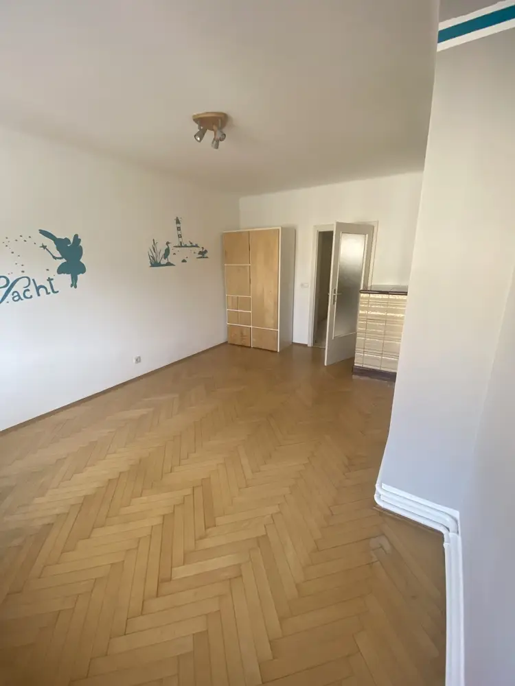 Erstbezug nach Kernsanierung – sonnige 3-Zimmer-Wohnung im Bezirk Lend!