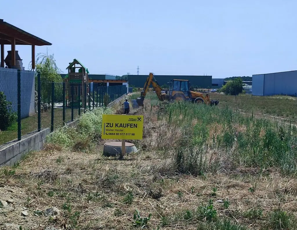 4 kleine Grundstücke am Stadtrand !