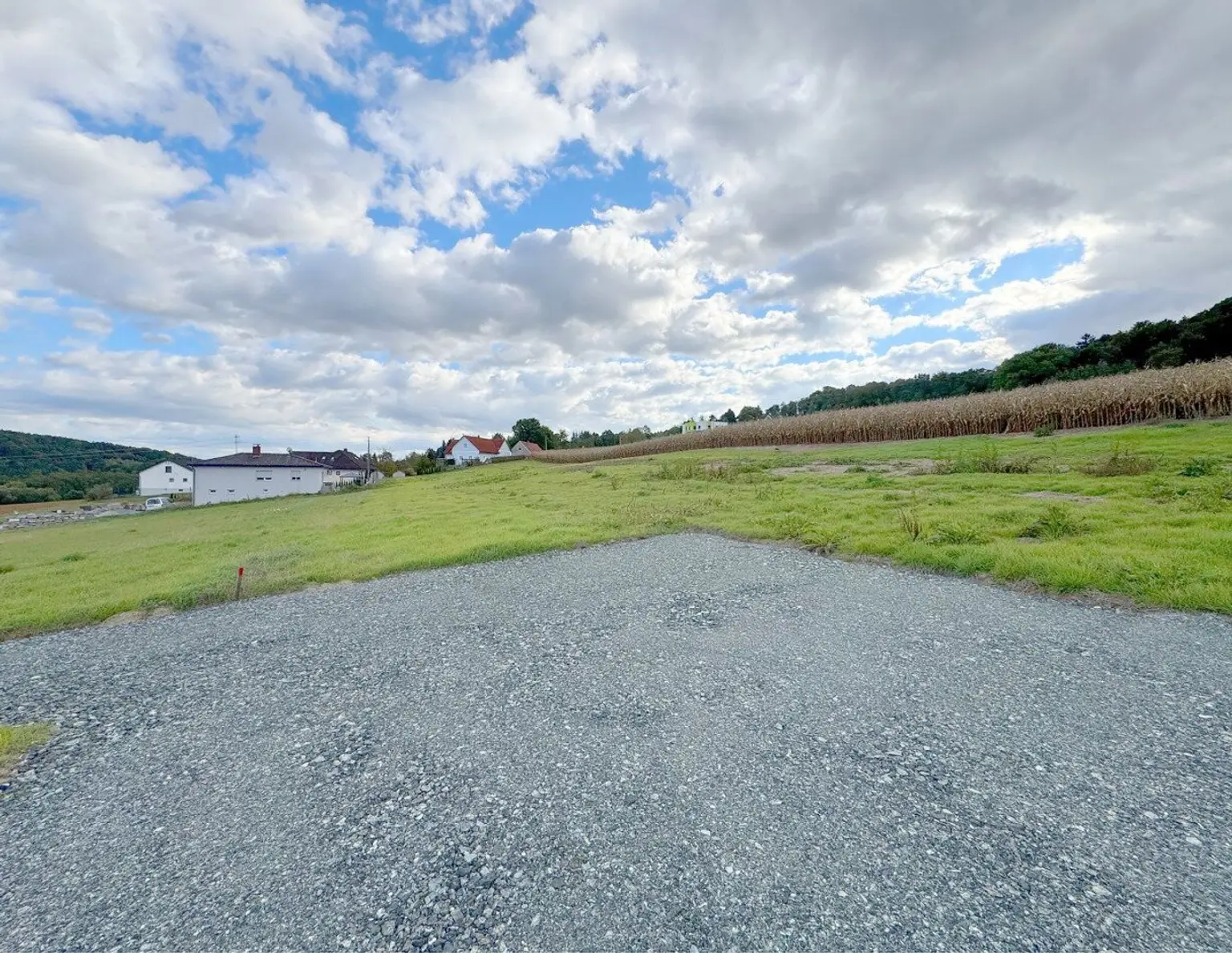 Sonniges Grundstück in BOCKSDORF mit Panoramablick!