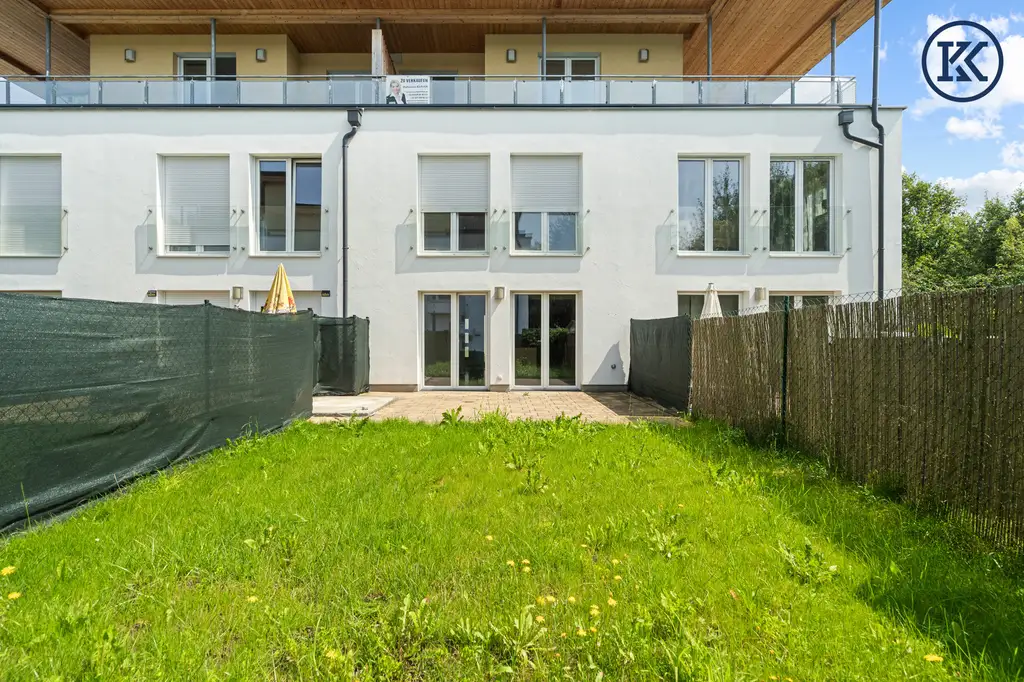 Zuhause im Grünen – Lichtdurchflutete Wohnung mit Dachterrasse & Gartenoase