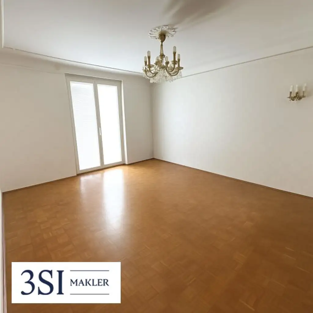 Sanierungsbedürftige 4-Zimmer-Wohnung mit Freiflächen - in Top-Lage des 19. Bezirks
