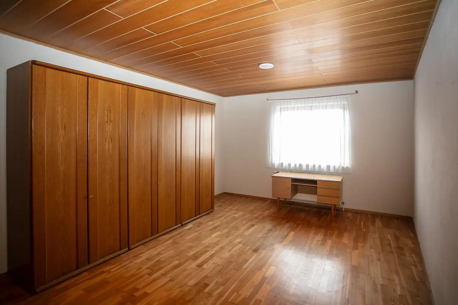Ihr neues Zuhause mit Ausblick – Viel Platz, gepflegter Zustand