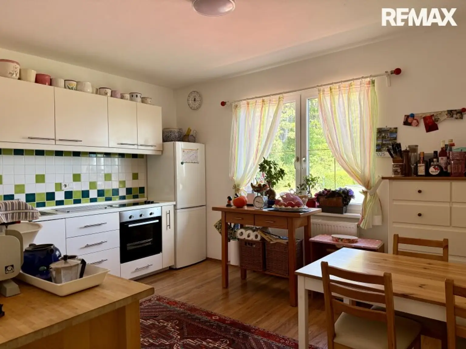 Hohe Wand - Einfamilienhaus mit 3 Wohneinheiten auf 1.100 m² Grund!