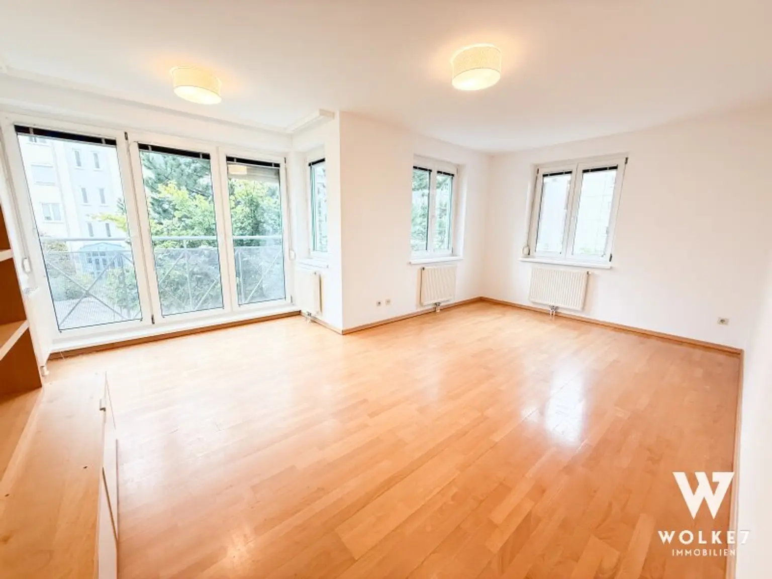 Helle 3-Zimmer-Wohnung mit Tiefgarage in Wiener Neudorf