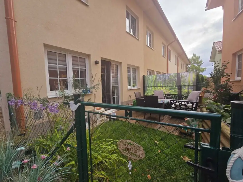 + Ideal für Jung und Alt + leicht leistbares, Neuwertiges und lichtudruchflutetes Reiheneckhaus in Guntersdorf: 3 Zimmer, Garten & Terrasse, Küche, 2 Bäder und 2 Abstellräume für 199.000 €! +