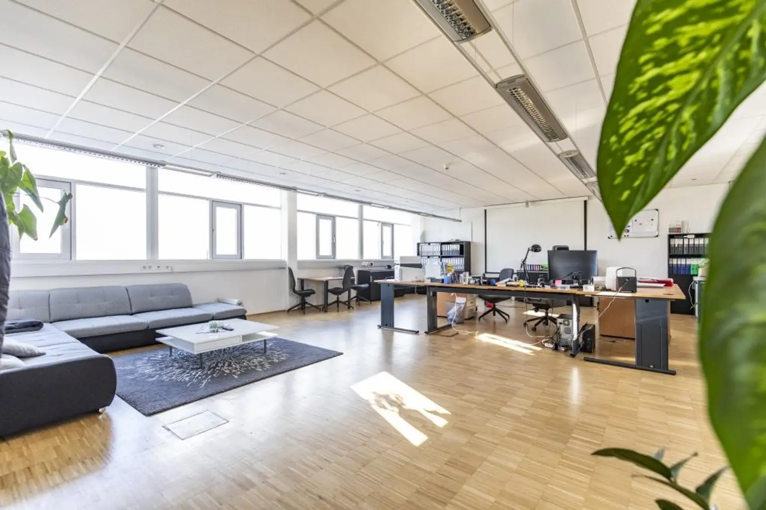 Modernes und attraktives Bürogebäude