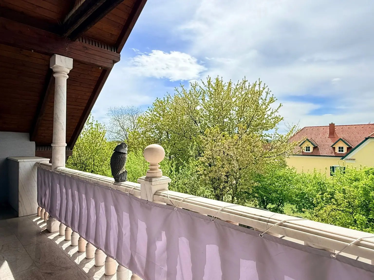 Balkon OG