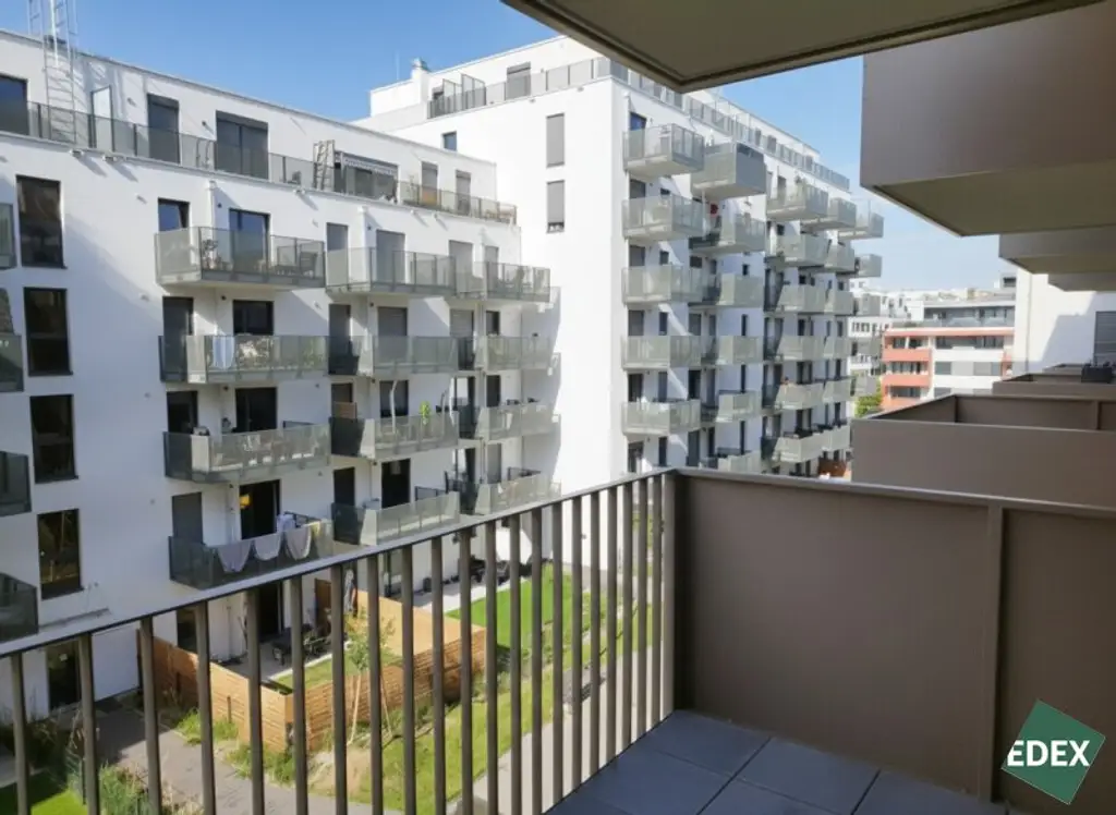 Perfekt für Singles & Paare: 2-Zimmer-Wohnung mit Balkon nahe U1 Rennbahnweg