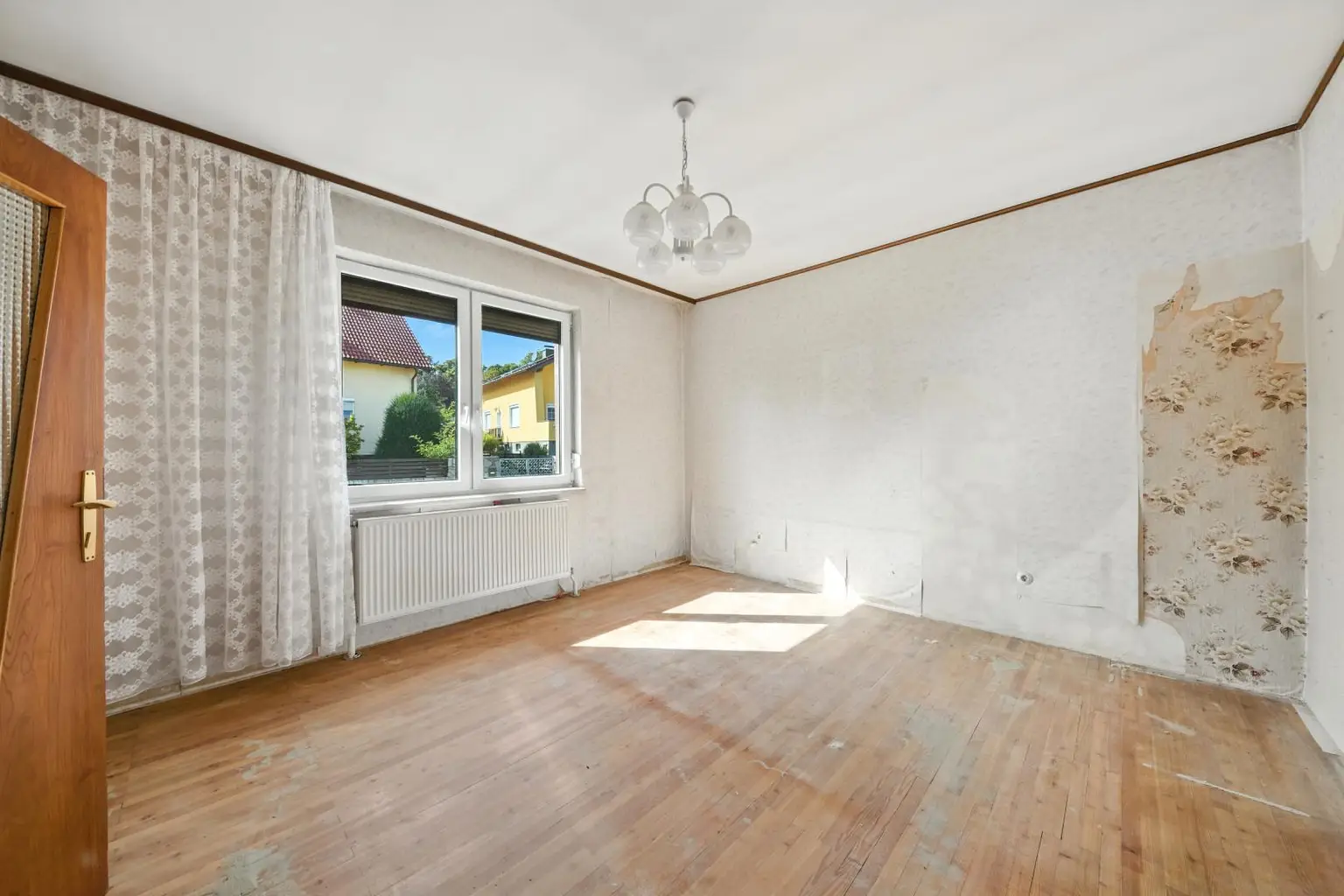Ihr neues Zuhause: Einfamilienhaus mit vielseitigem Ausbaupotenzial in familienfreundlicher Stadtlage!