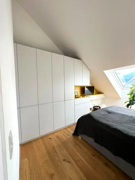 Schlafzimmer 1