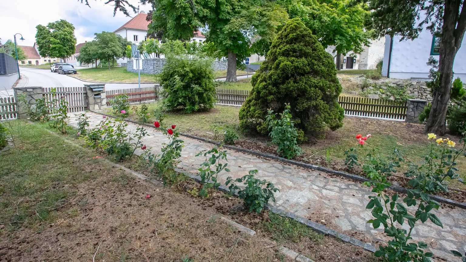 PROVISIONFREI! Viel Platz & Gartenidylle –  in Engabrunn