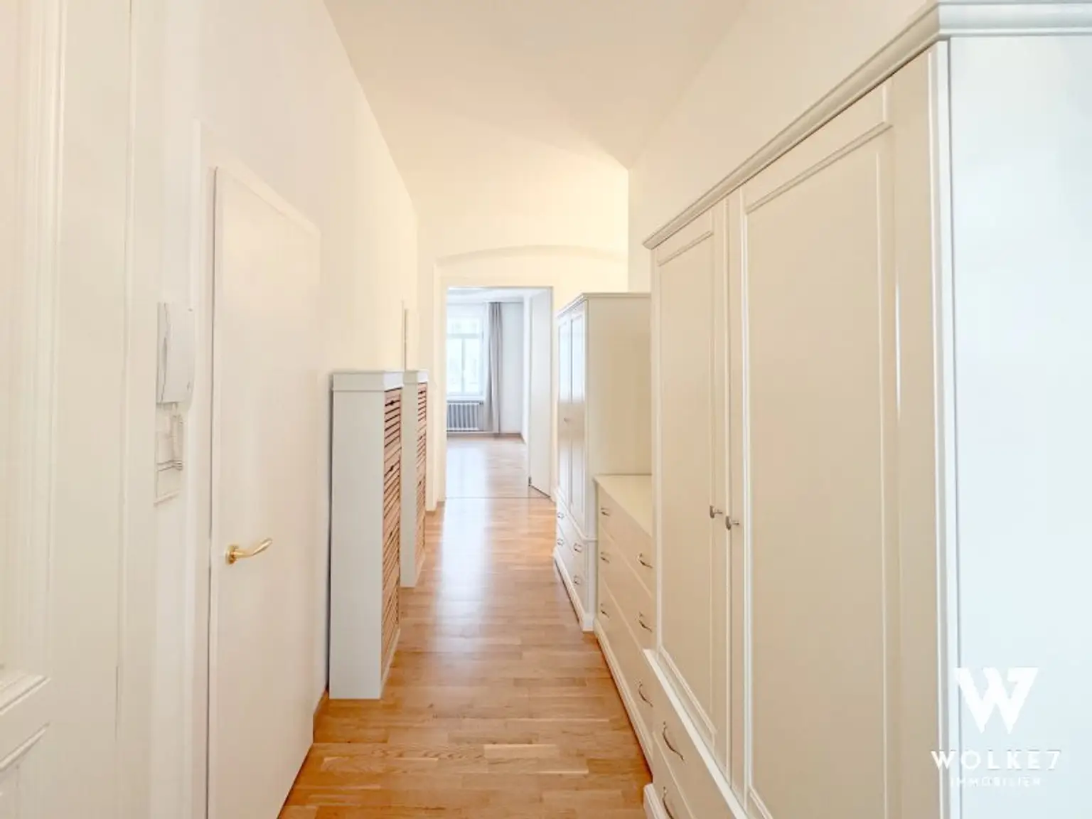 Stilvoll renoviertes Altbaujuwel – 3 Zimmer, ca. 79 m² | mit Lift & Klimaanlage | U6 Alserstraße | Str.-Bahn 43,44