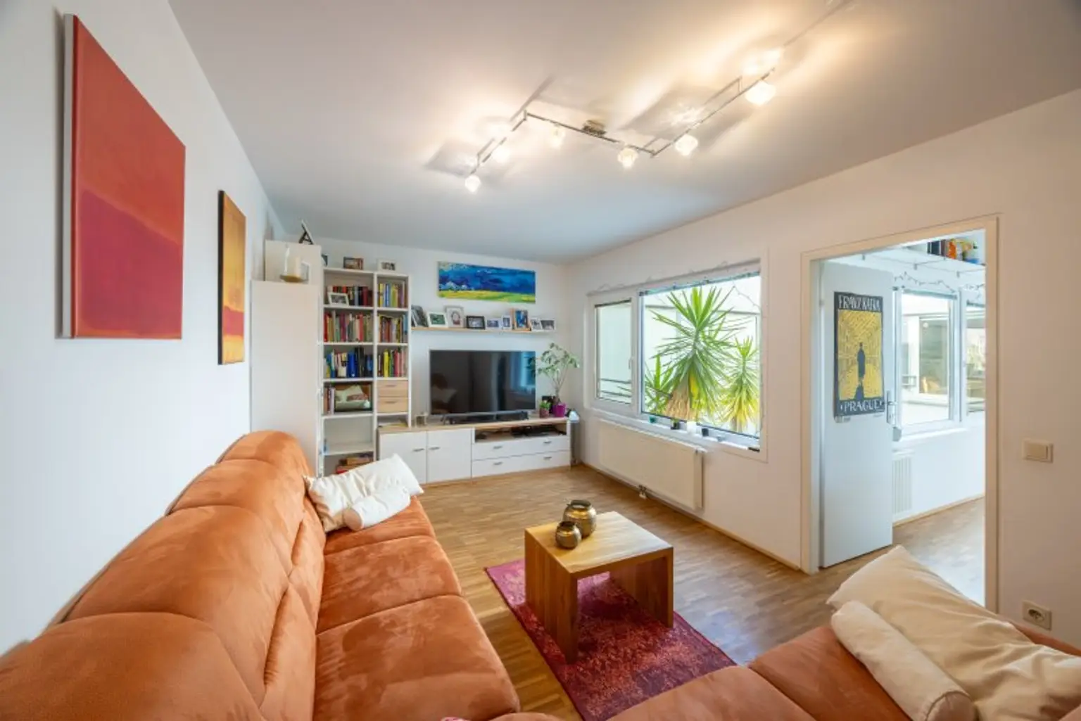 Wohnzimmer mit ca. 19,27 m²