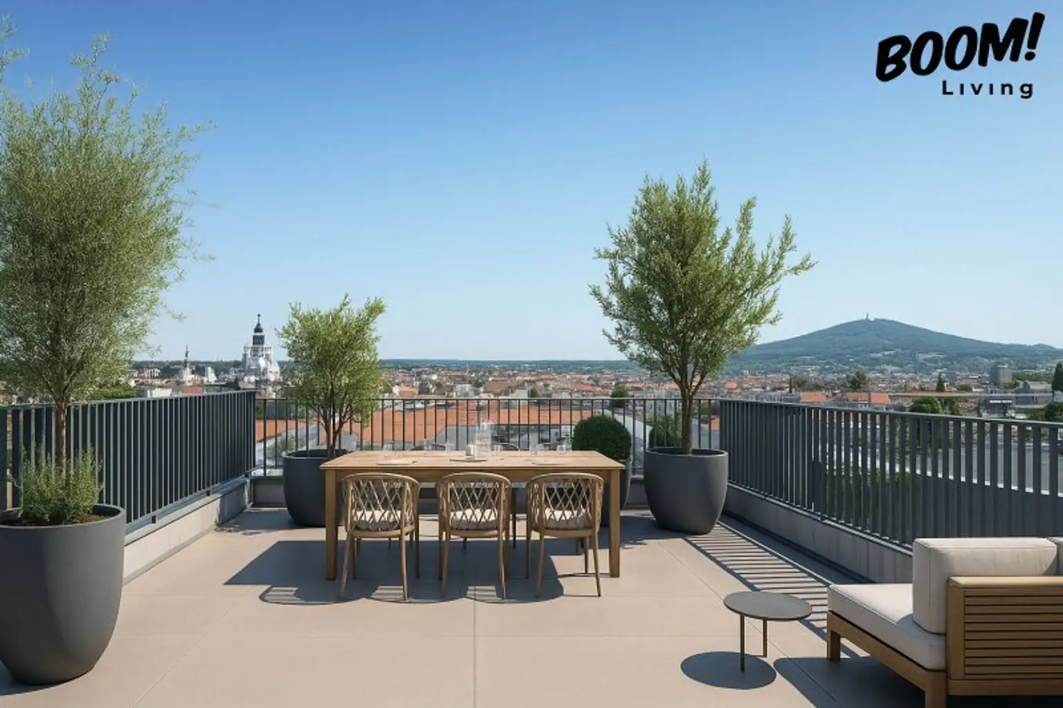 Revitalisierter Altbau // Hochwertige Ausstattung und nachhaltige Haustechnik mit Luft-Wasser-Wärmepumpe.