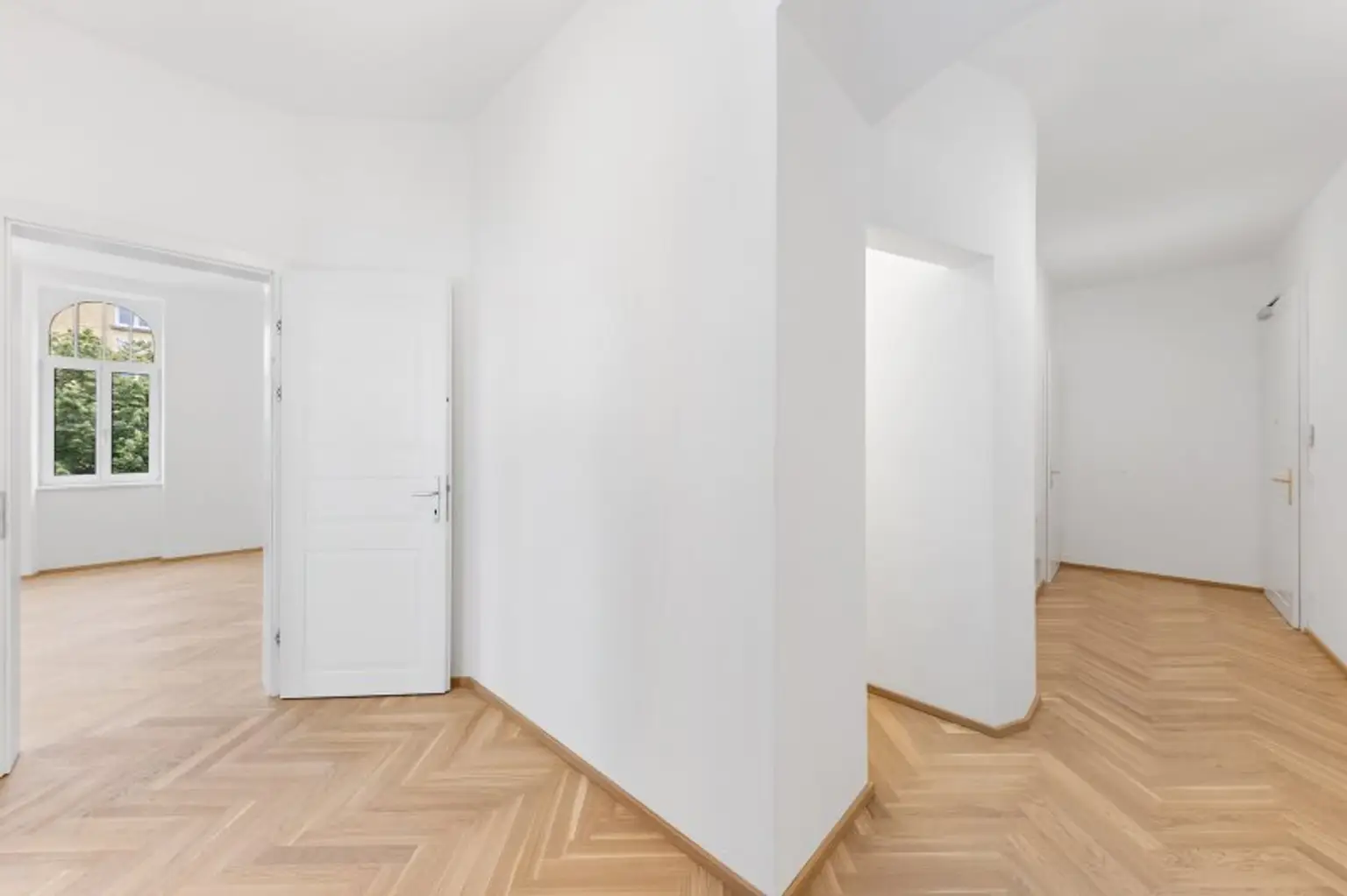 Anleger - Altbaueigentumswohnung in generalsaniertem Altbau "gewidmet für dauerhafte Kurzzeitvermietung (z.B. AirBnB)"