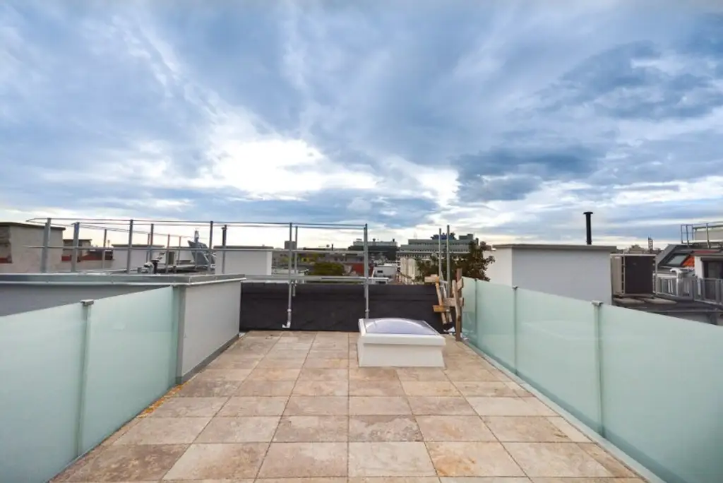 Moderne 2 Zimmer Wohnung mit großer Terrasse