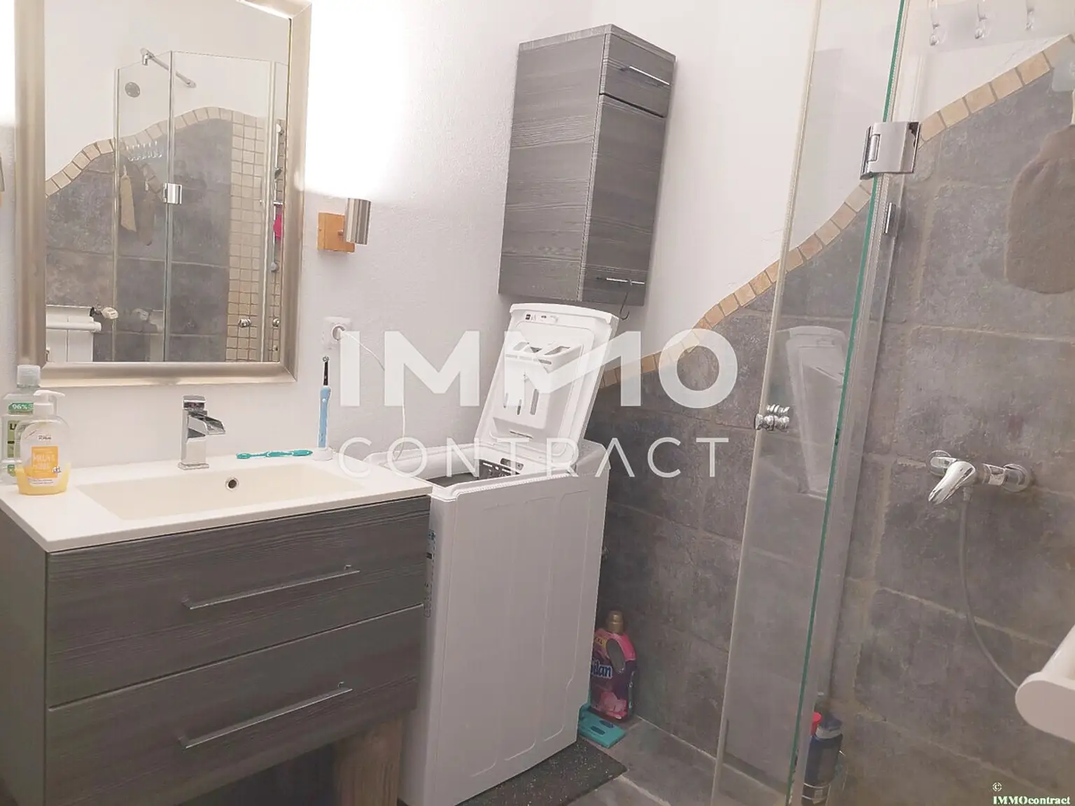 3-Raum - Wohnung mit Loggia und Lift ( Warmmiete) in Amstetten