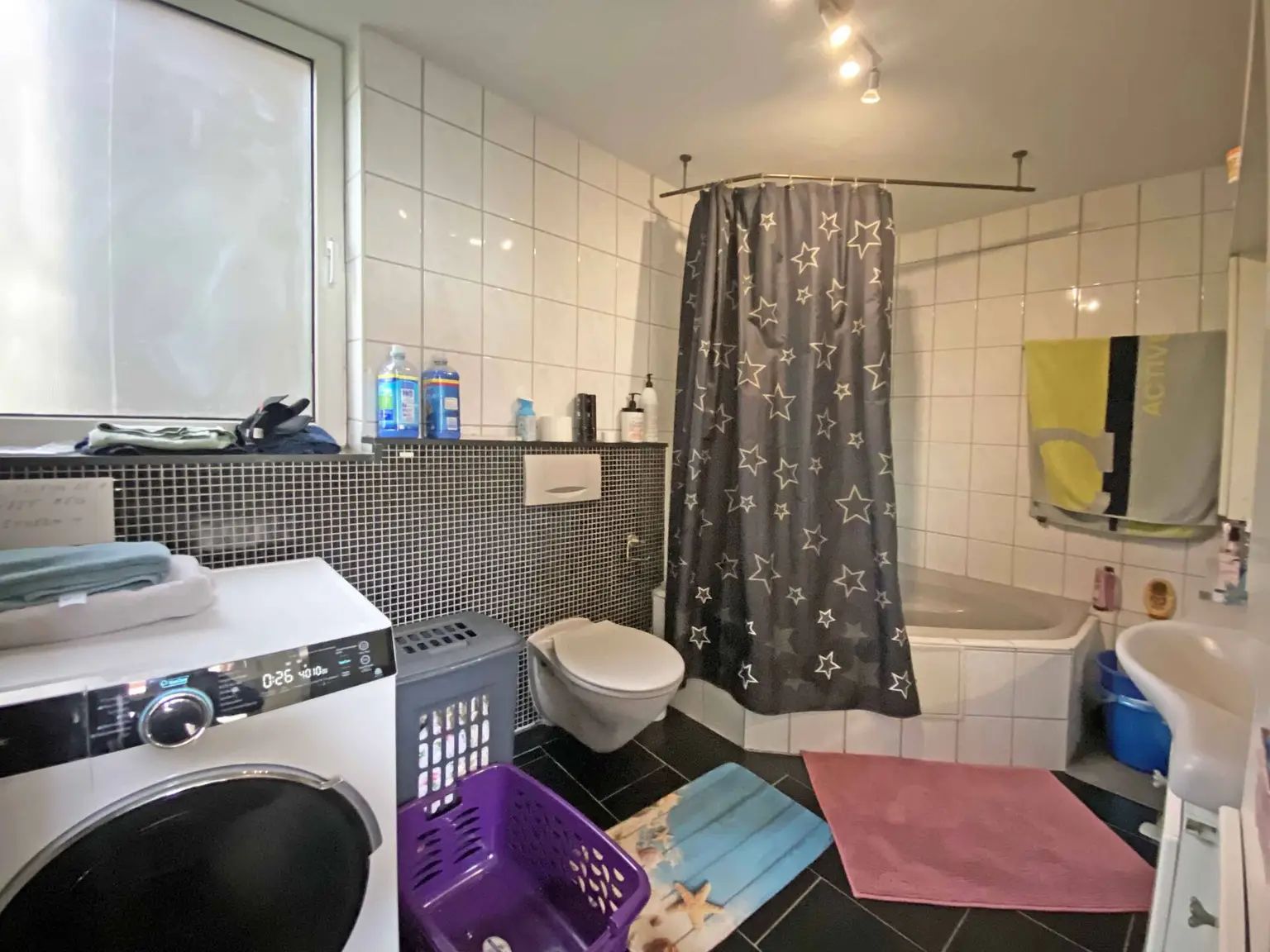 Vorderhaus_Badezimmer