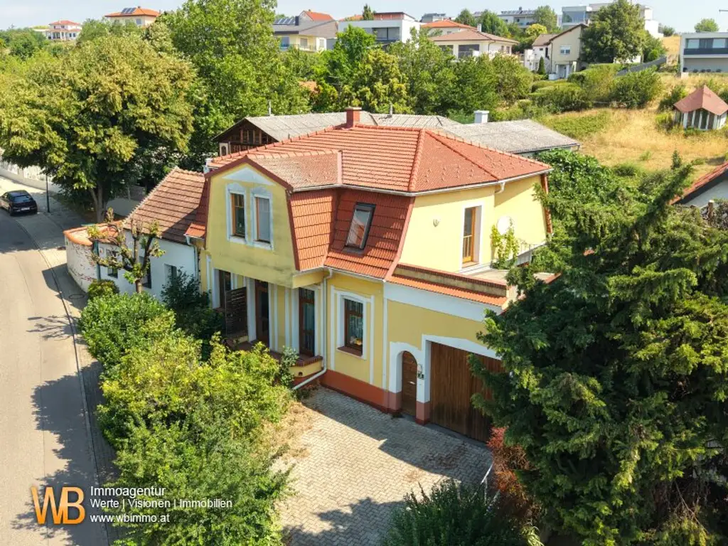 230m² Wohnnutzfläche, 3 Terrassen, 10 Zimmer; Zentrum Neusiedl am See mit Seeblick