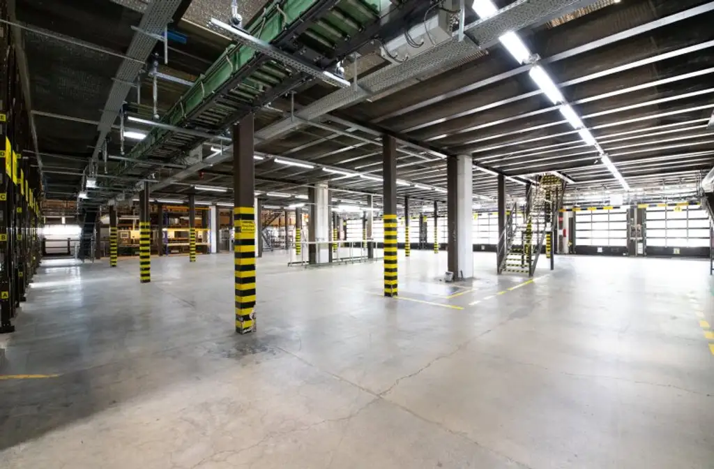 *** Multifunktionale Gewerbeimmobilie *** Flexibel nutzbar und sofort einsatzbereit