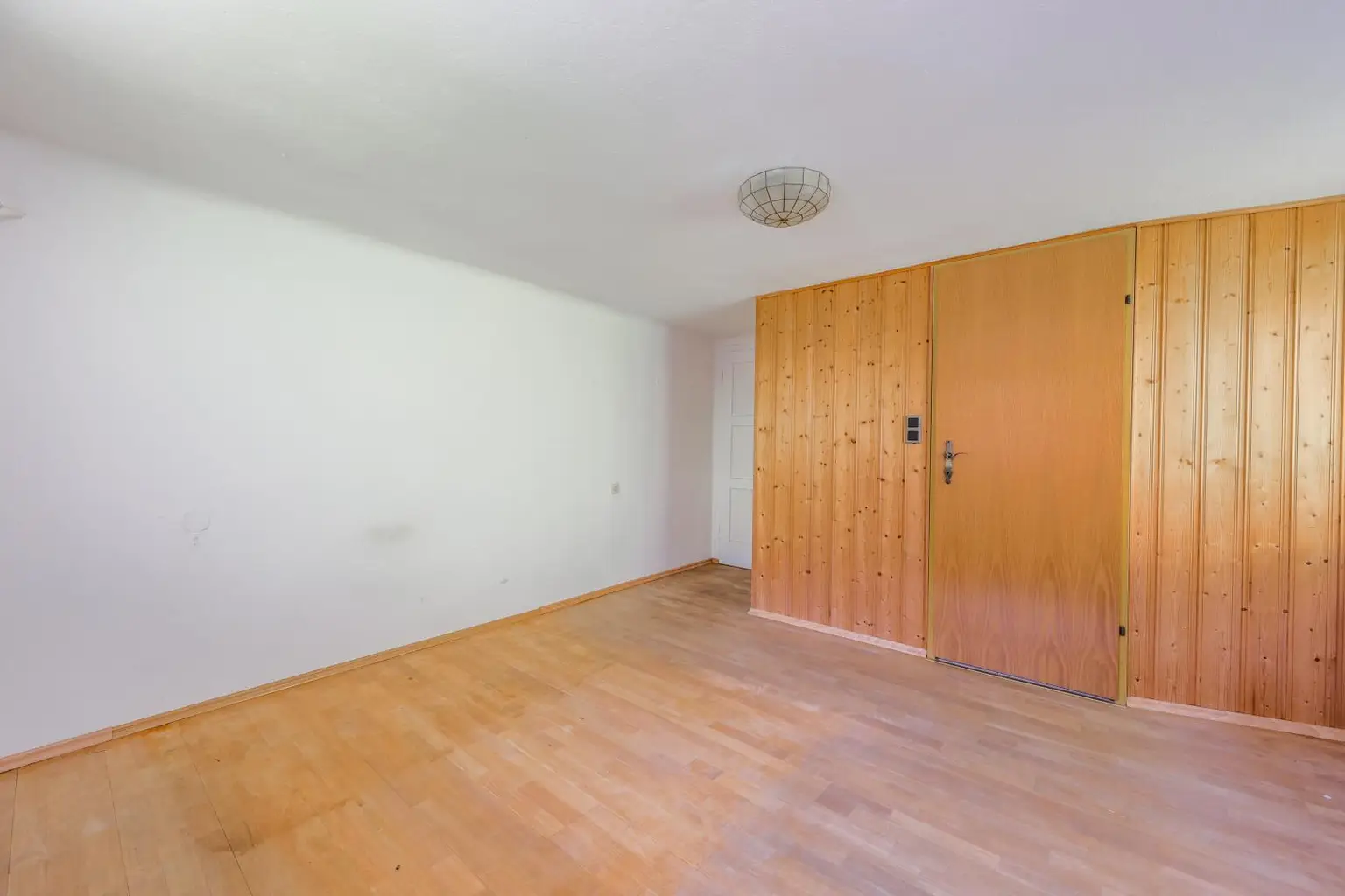 Zimmer 1 Halbstock