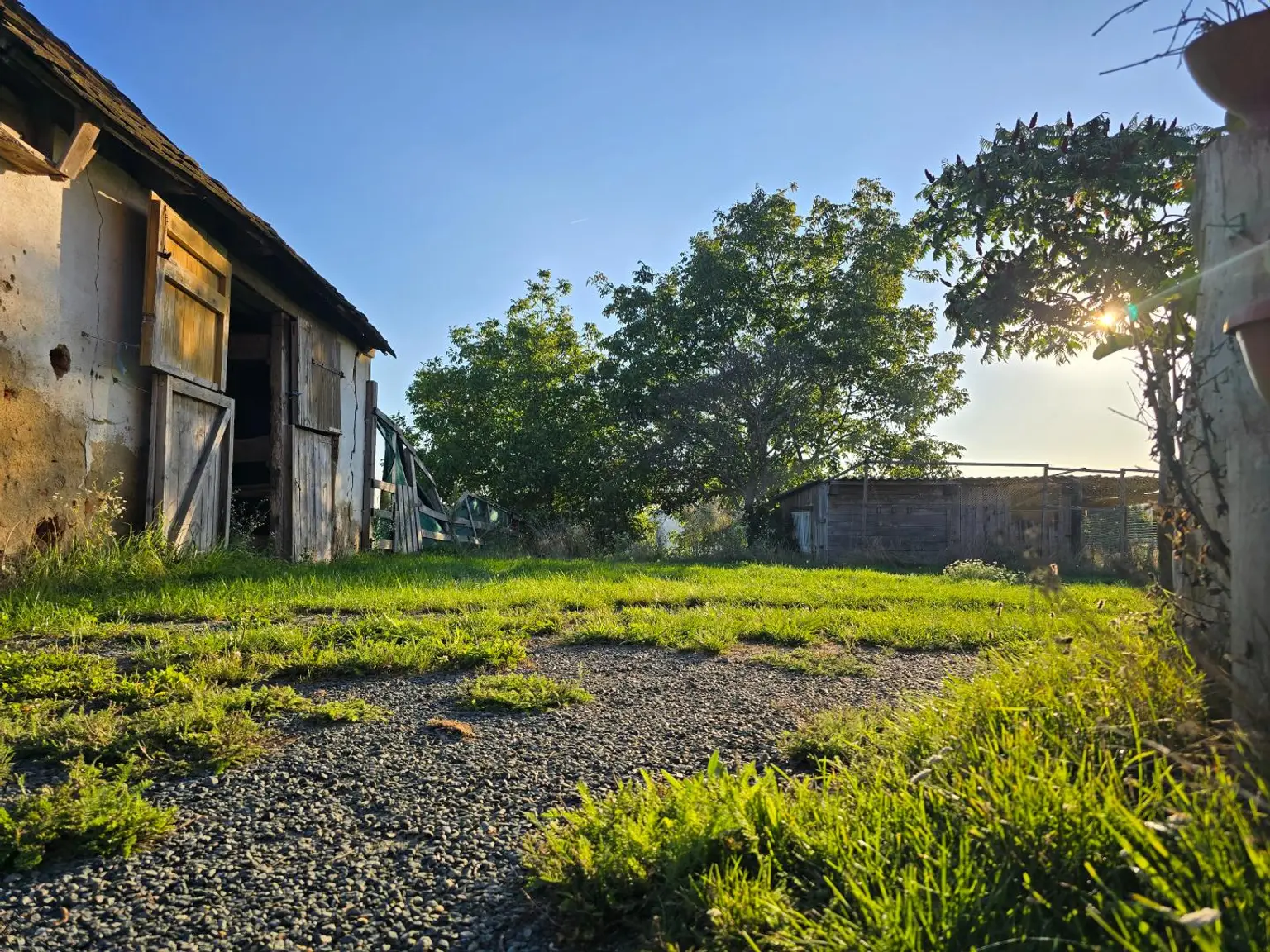 Haus mit Potential - Dreikanthof in bester Aussichtslage