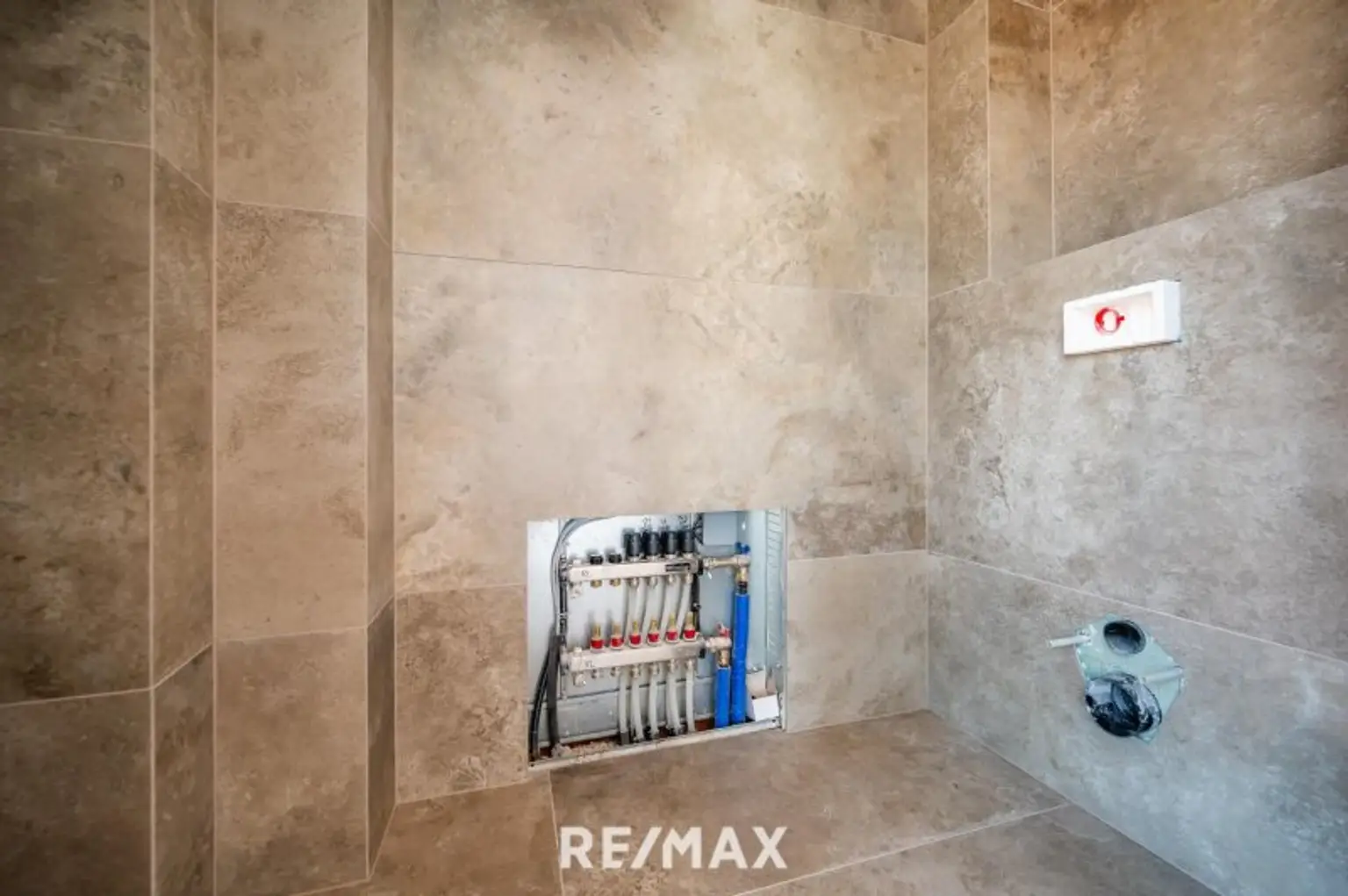 Erstbezug: Großzügiger Familientraum mit unverbaubarem Grünblick!