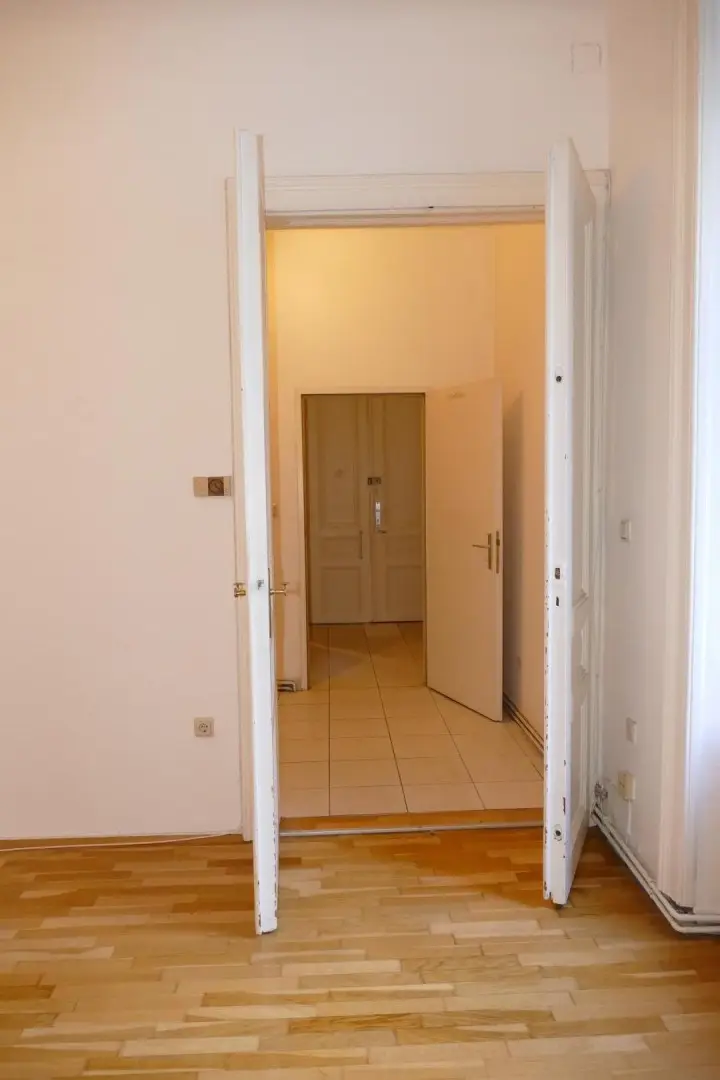 Zimmerflucht P1160866