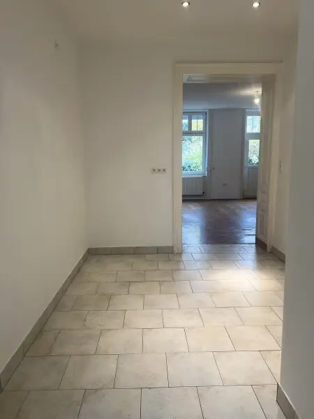 Exklusive Eigentumswohnung mit Garten & Veranda im Herzen von Ober St. Veit