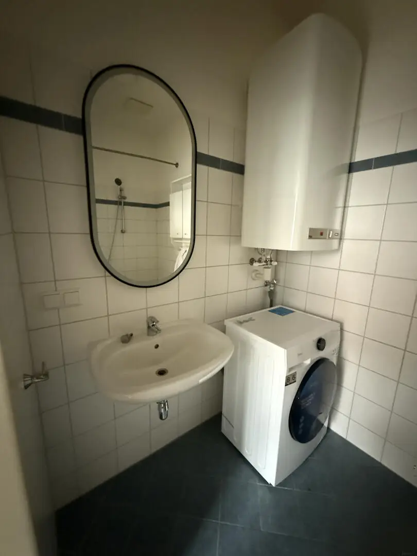 + Grazer Juwel + Helle möblierte 2-Zimmer Wohnung mit Altbau-Charme und durchdachter Raumaufteilung!