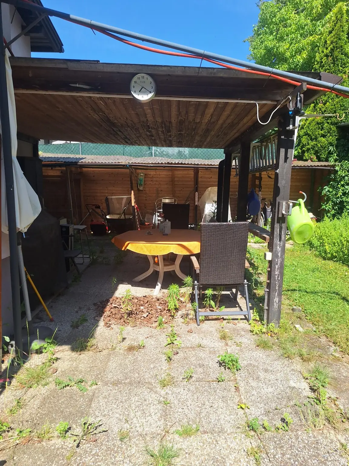 LIEBEVOLL SANIERTER BUNGALOW IN BEGEHRTER WOHNLAGE SAMT HOHER LEBENSQUALITÄT UND GUTER VERKEHRSANBINDUNG