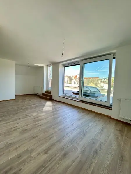 Traumhafte Dachgeschoßwohnung in Klosterneuburg – Erstbezug mit Terrasse!