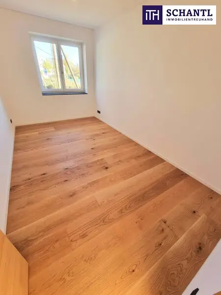 Fantastische 4-Zimmer Gartenwohnung! Mehr Natur. Mehr Ruhe. Mehr Grün. WOW! Riesiger Garten + Herrliche Terrasse + Lichtdurchfluteter Wintergarten + Stellplatz! Jetzt zugreifen!