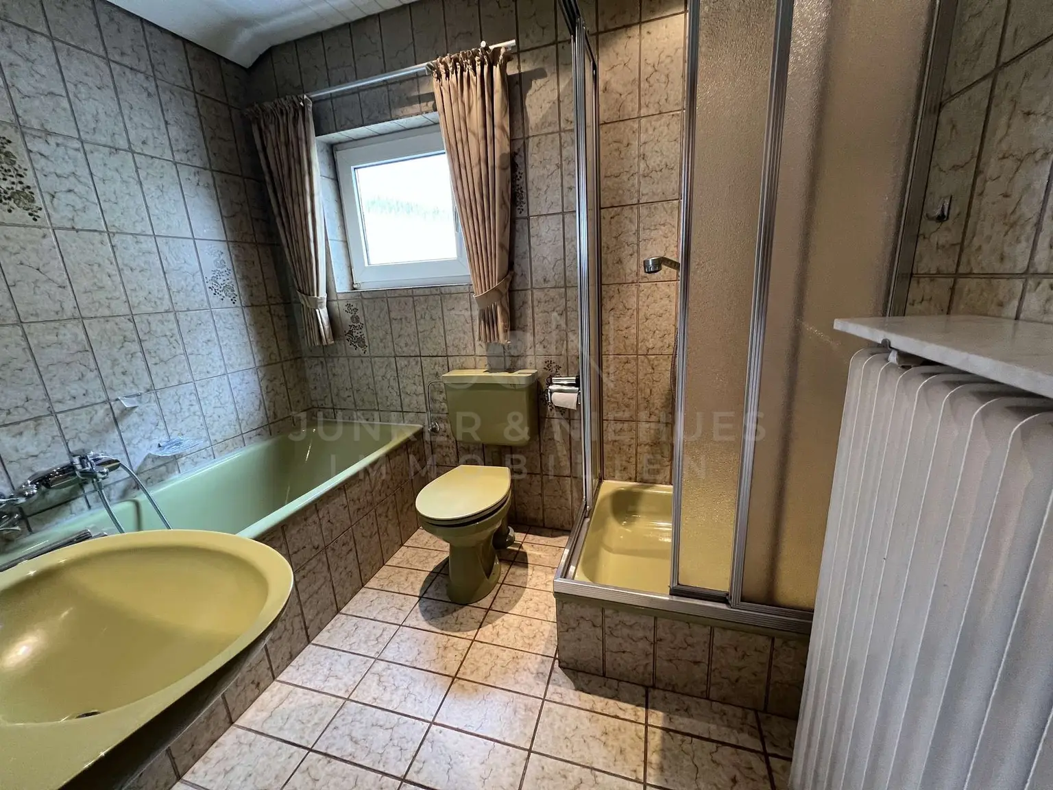 Badezimmer im EG