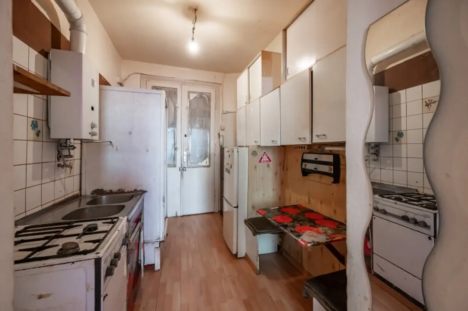 ++KOPP++ sanierungsbedürftige 1-Zimmer Altbau-Wohnung in toller Lage!