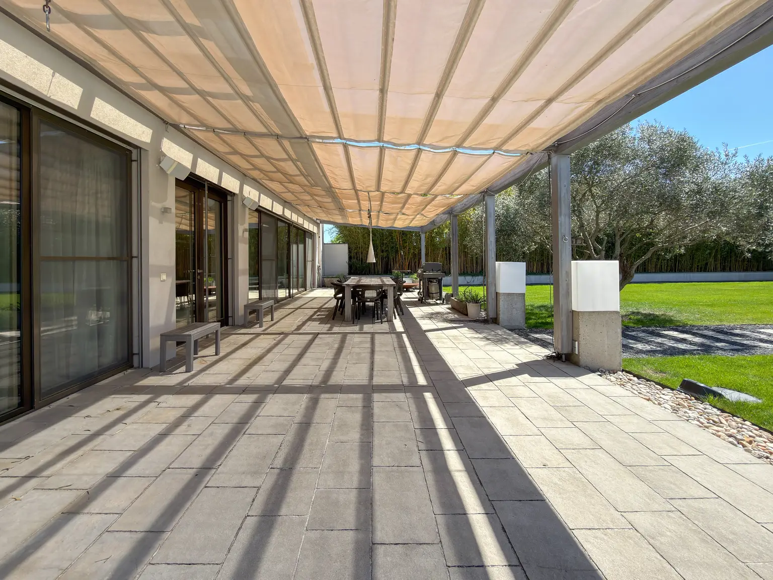 Architektur-Juwel am Neusiedler See: Wenn Großzügigkeit auf absolute Privatsphäre trifft!