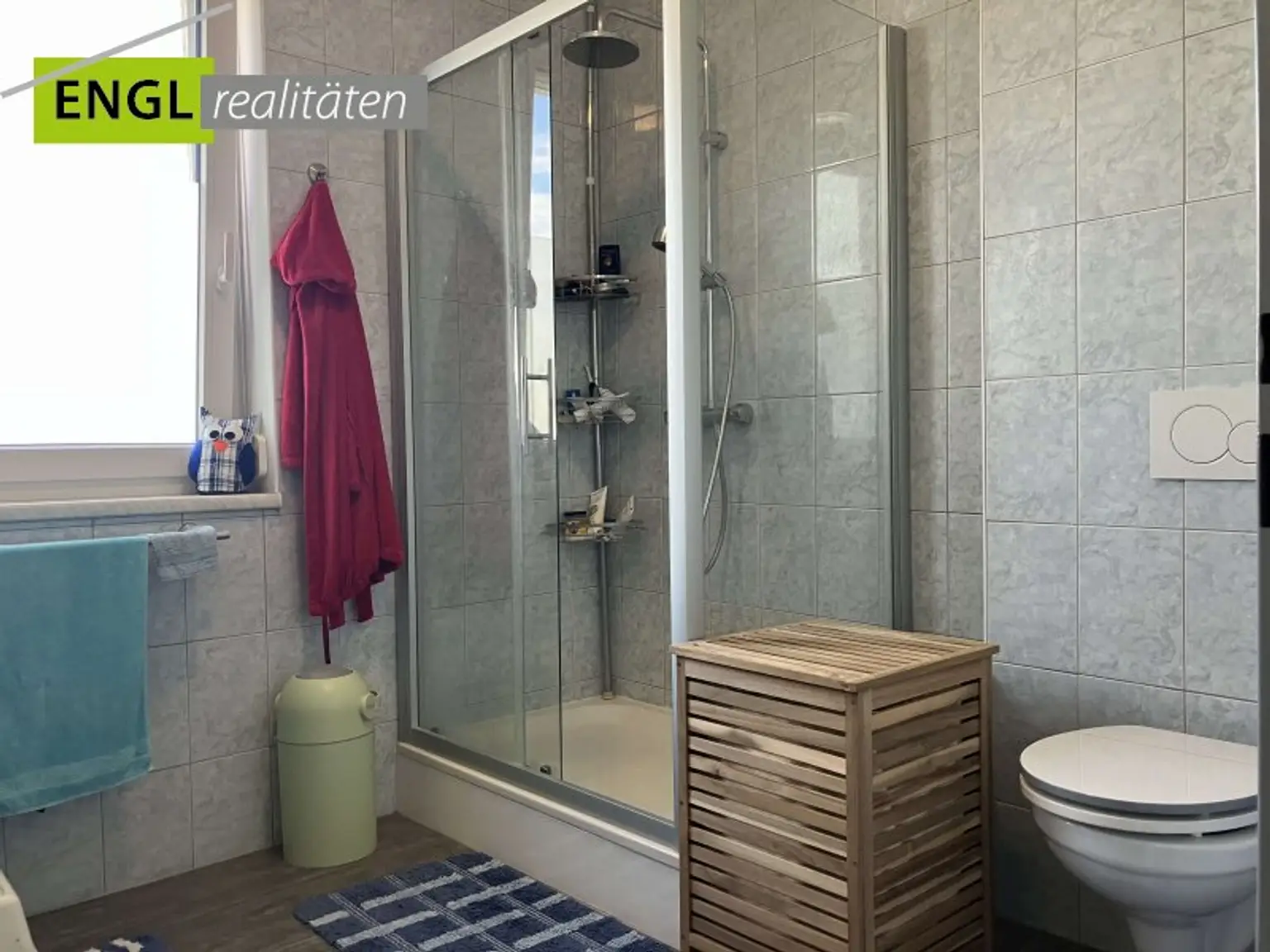 Familien-Idylle mit Pool und nachhaltiger Energieversorgung